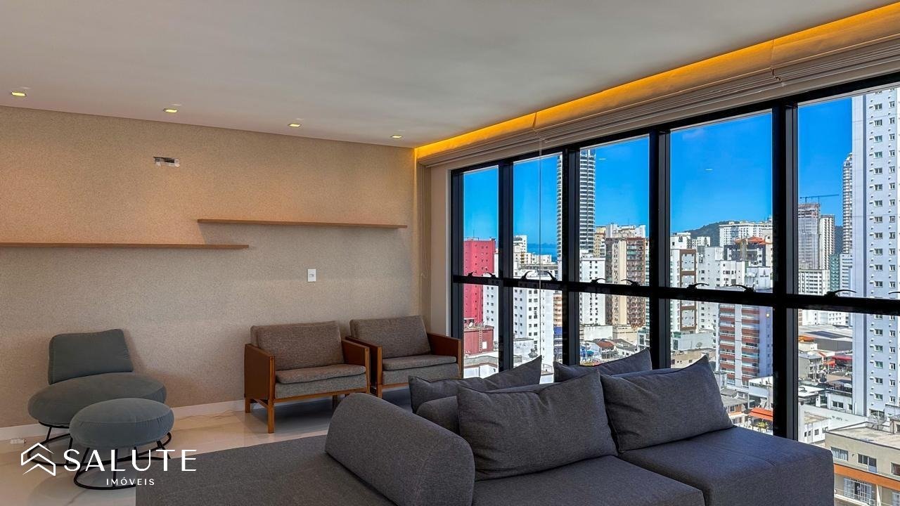 Apartamento para locação 4 suítes no Centro
