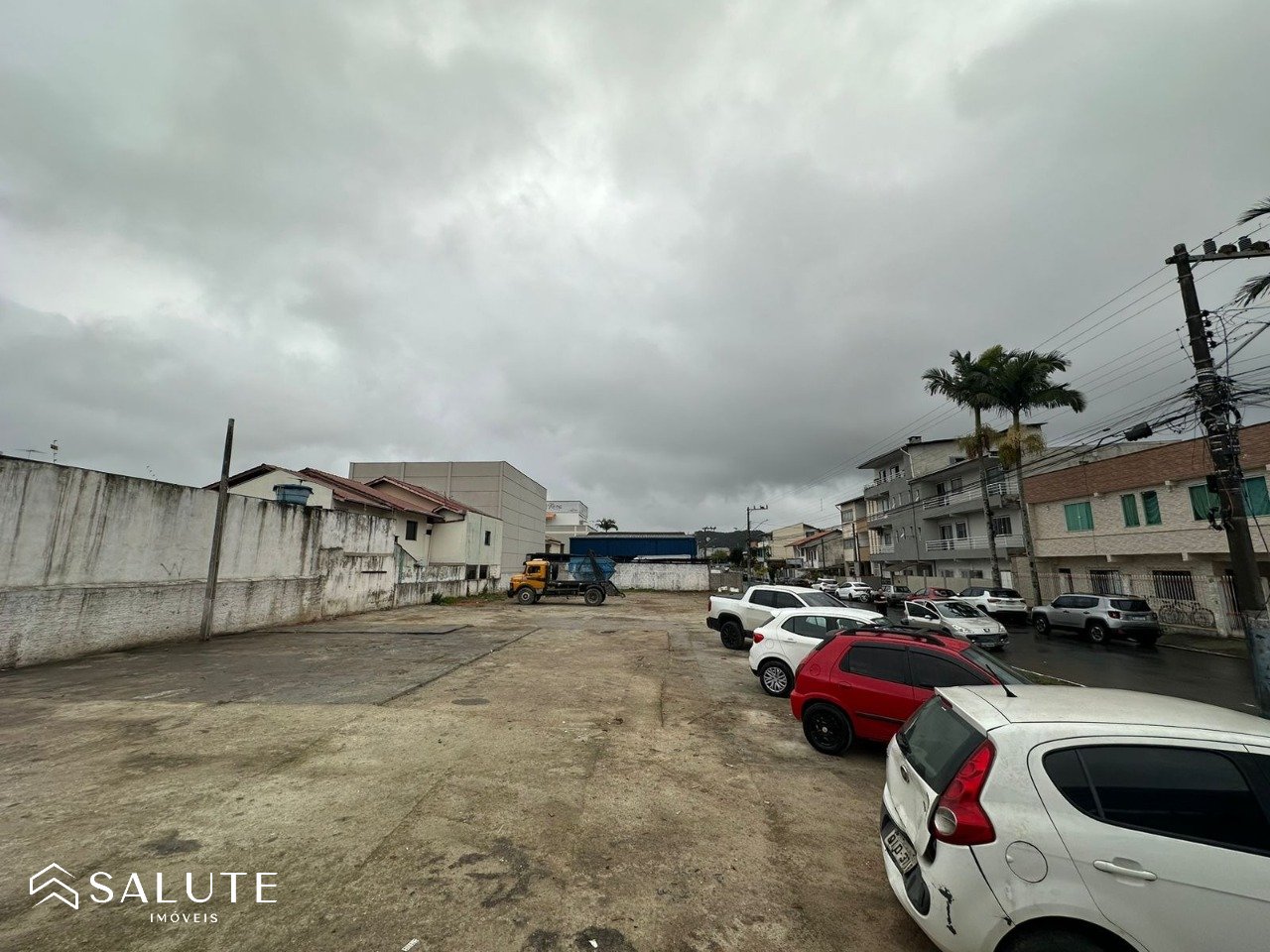 Terreno para aluguel anual no Municípios