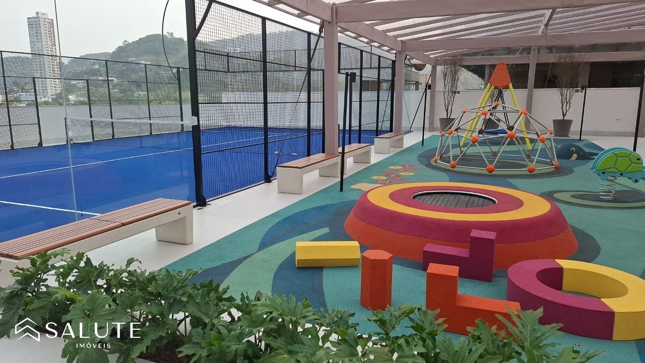 Apartamento à venda com 2 suítes Praia Brava