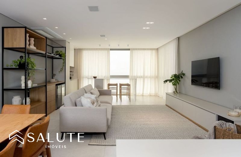 Apartamento à venda com 3 suítes na Praia Brava