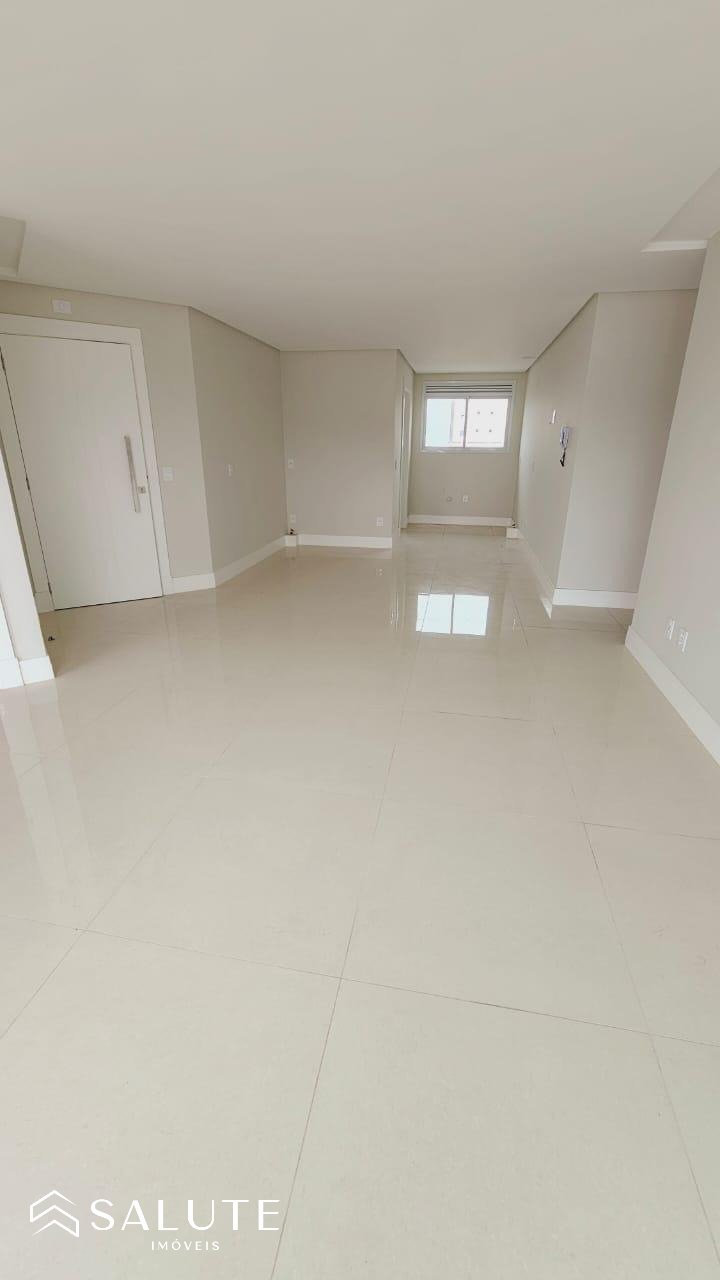 Apartamento à venda 4 dormitórios na Barra Norte