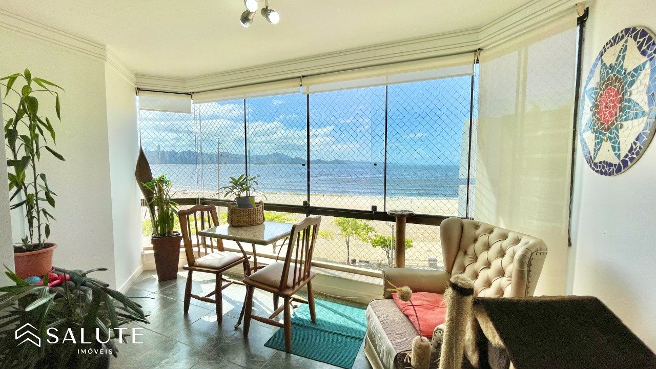 Apartamento à venda 3 Dormitórios na Barra Sul