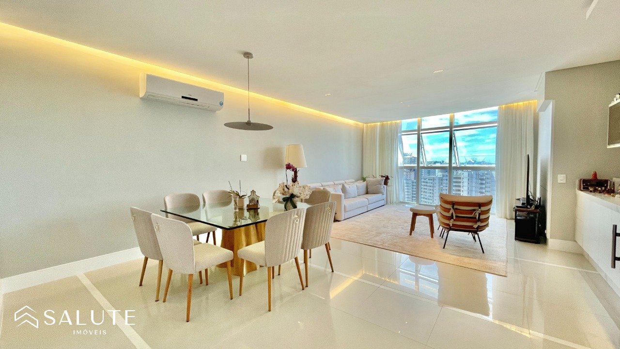 Apartamento à venda 3 suítes na Barra Sul
