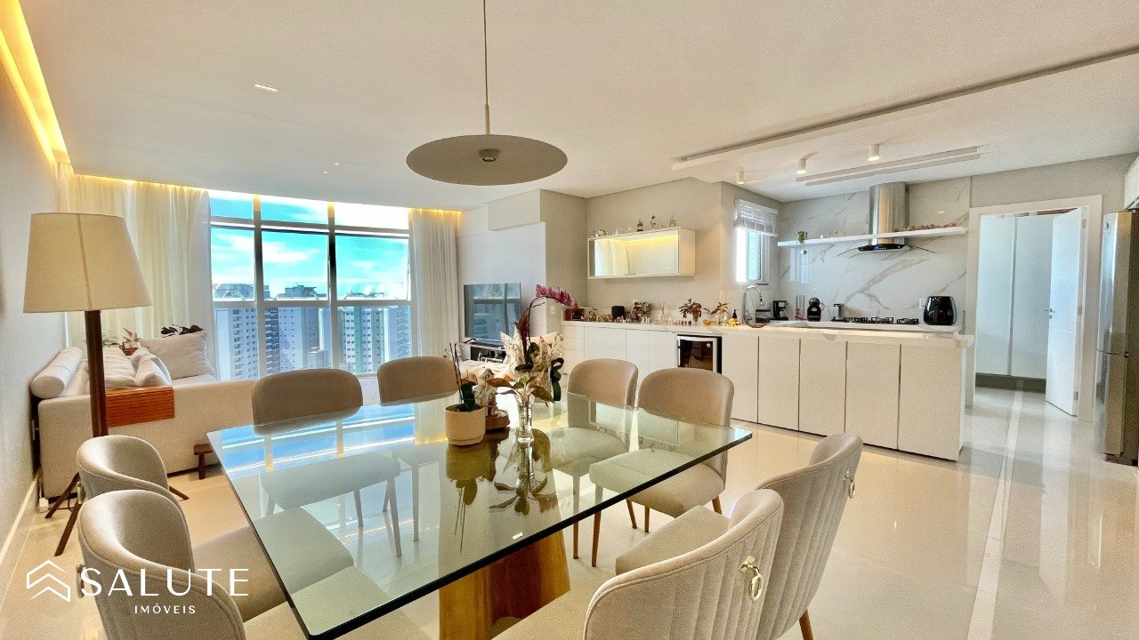 Apartamento à venda 3 suítes na Barra Sul