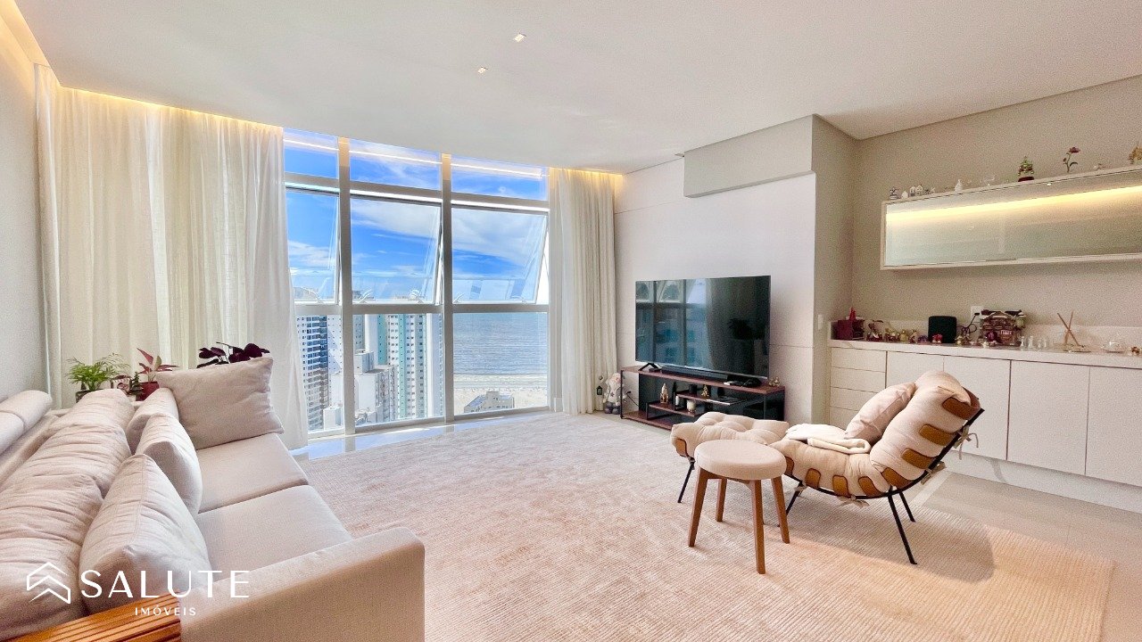 Apartamento à venda 3 suítes na Barra Sul