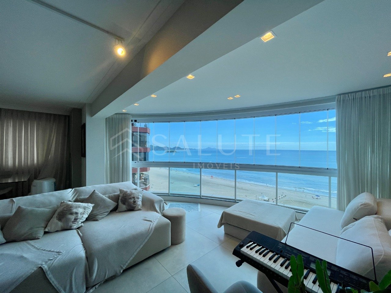 Apartamento à venda 3 dormitórios Barra Sul