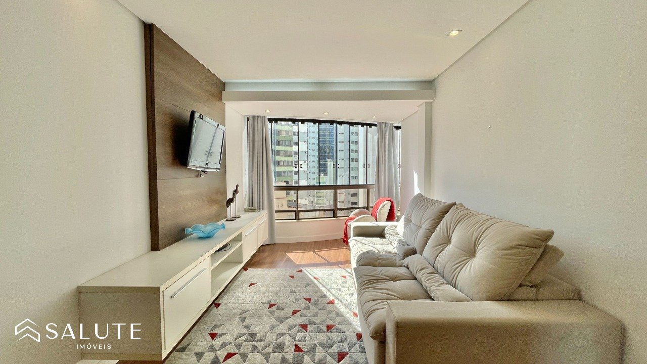 Apartamento à venda com 3 dormitórios na Barra sul