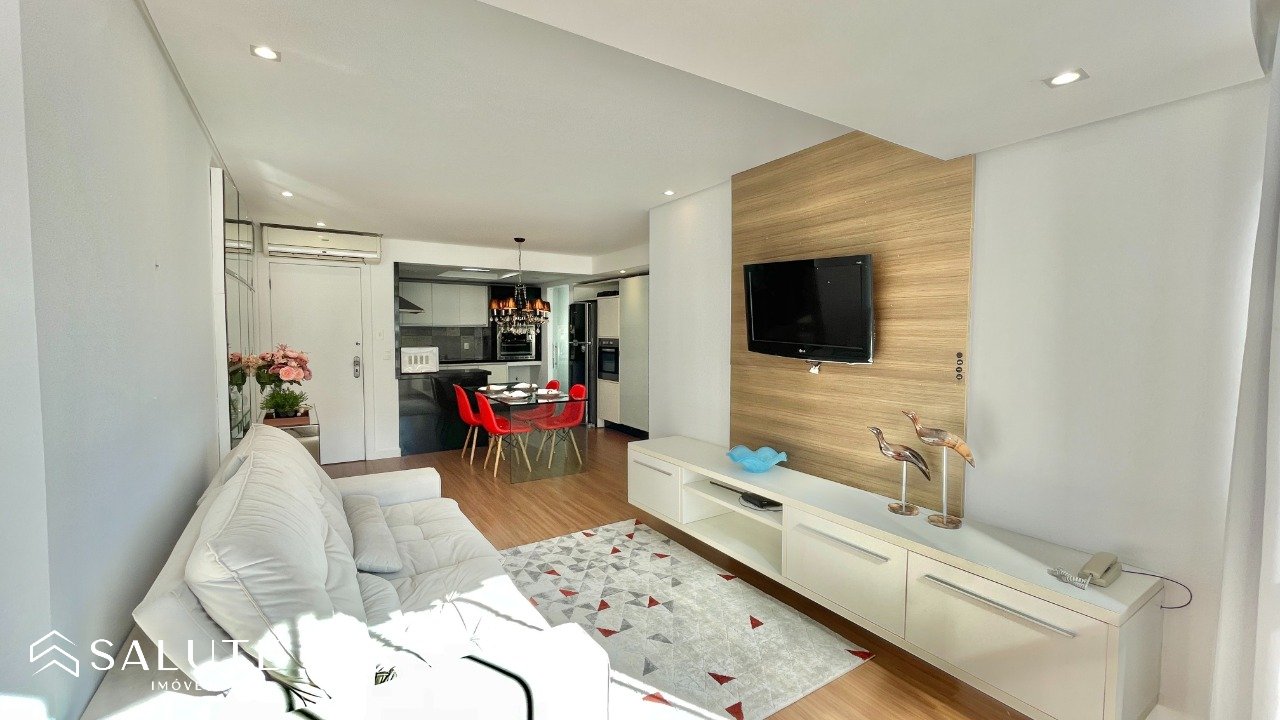 Apartamento à venda com 3 dormitórios na Barra sul