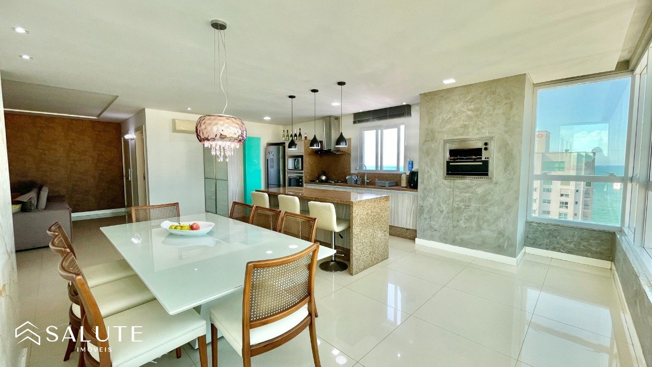 Apartamento à venda com 4 suítes no Centro