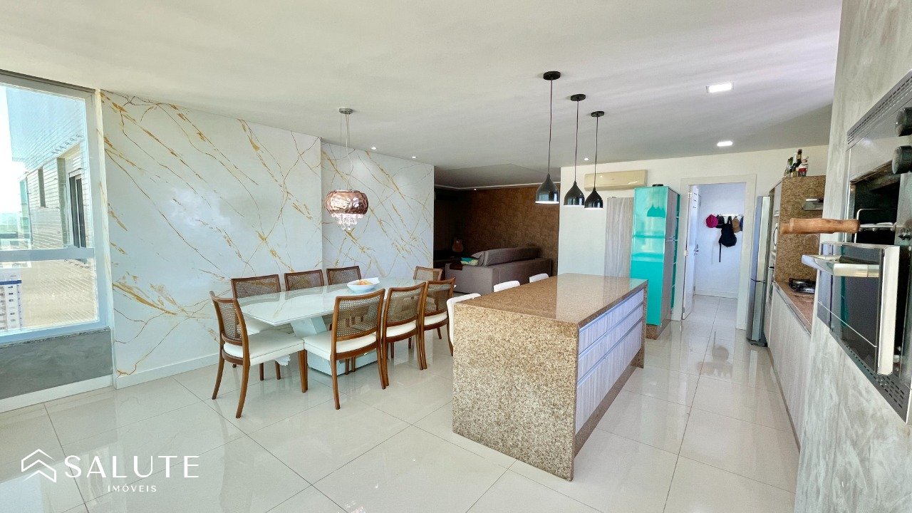 Apartamento à venda com 4 suítes no Centro