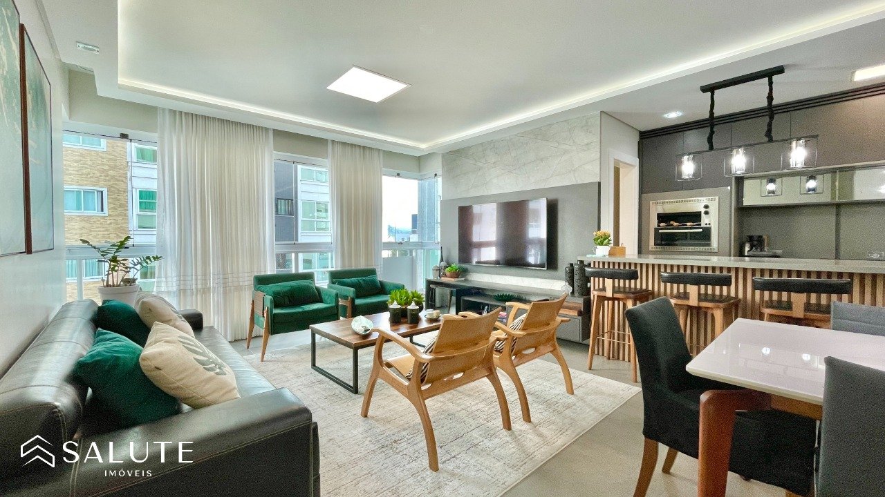 Apartamento à venda com 3 suítes no Centro