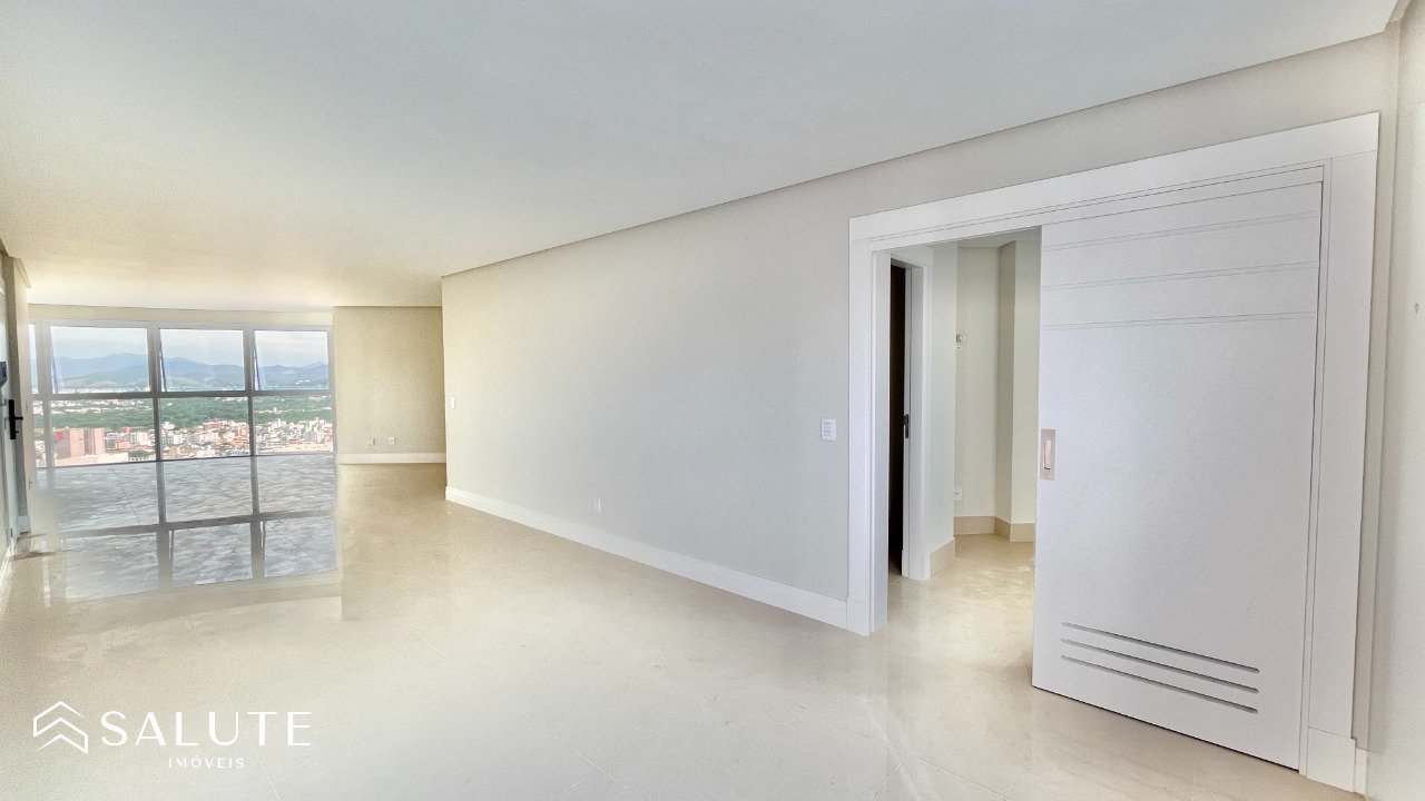 Apartamento para venda 3 Dormitórios Barra Sul