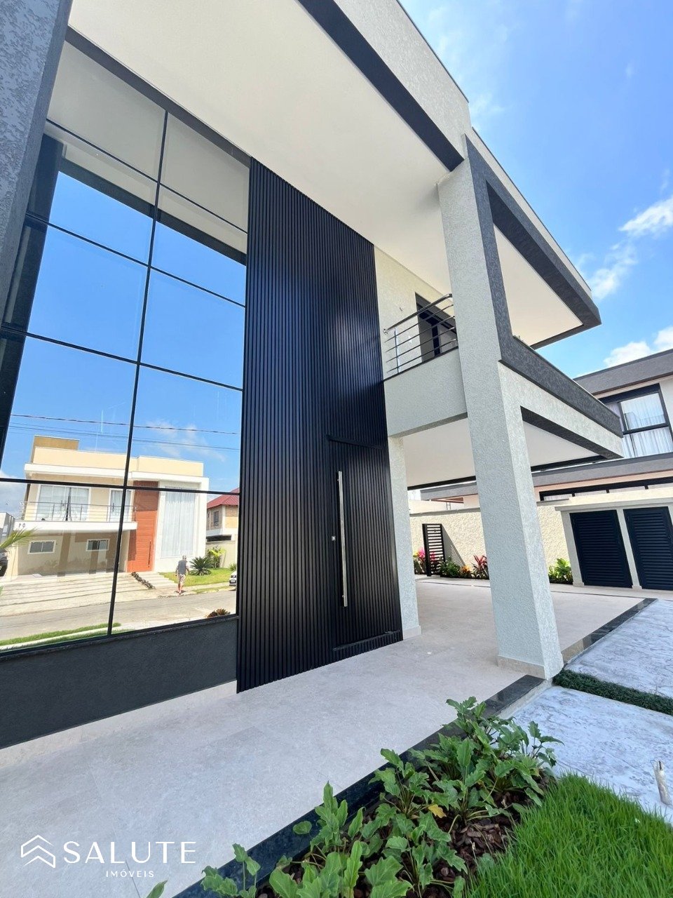 Casa condomínio à venda com 4 suítes em Camboriú