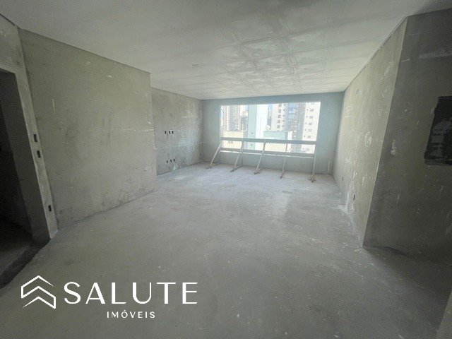 Apartamento à venda 3 suítes na Barra Norte