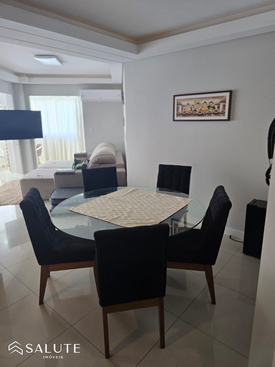 Apartamento à venda com 2 Dormitórios no Pioneiros