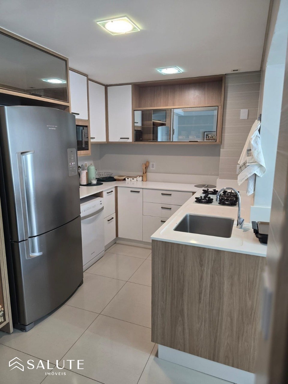 Apartamento à venda com 2 Dormitórios no Pioneiros