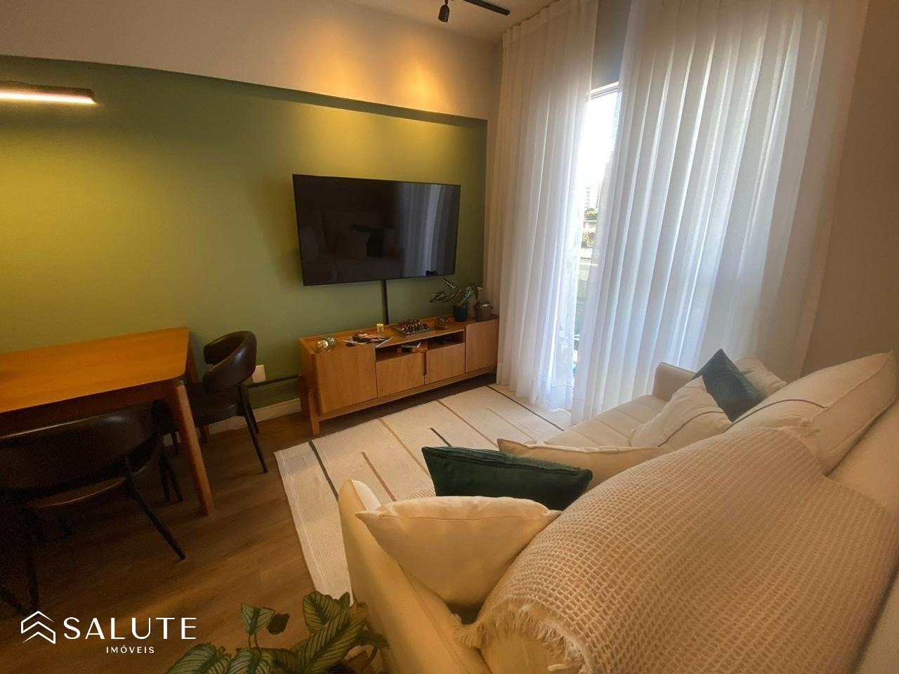 Apartamento à venda com 2 dormitórios na Vila Real