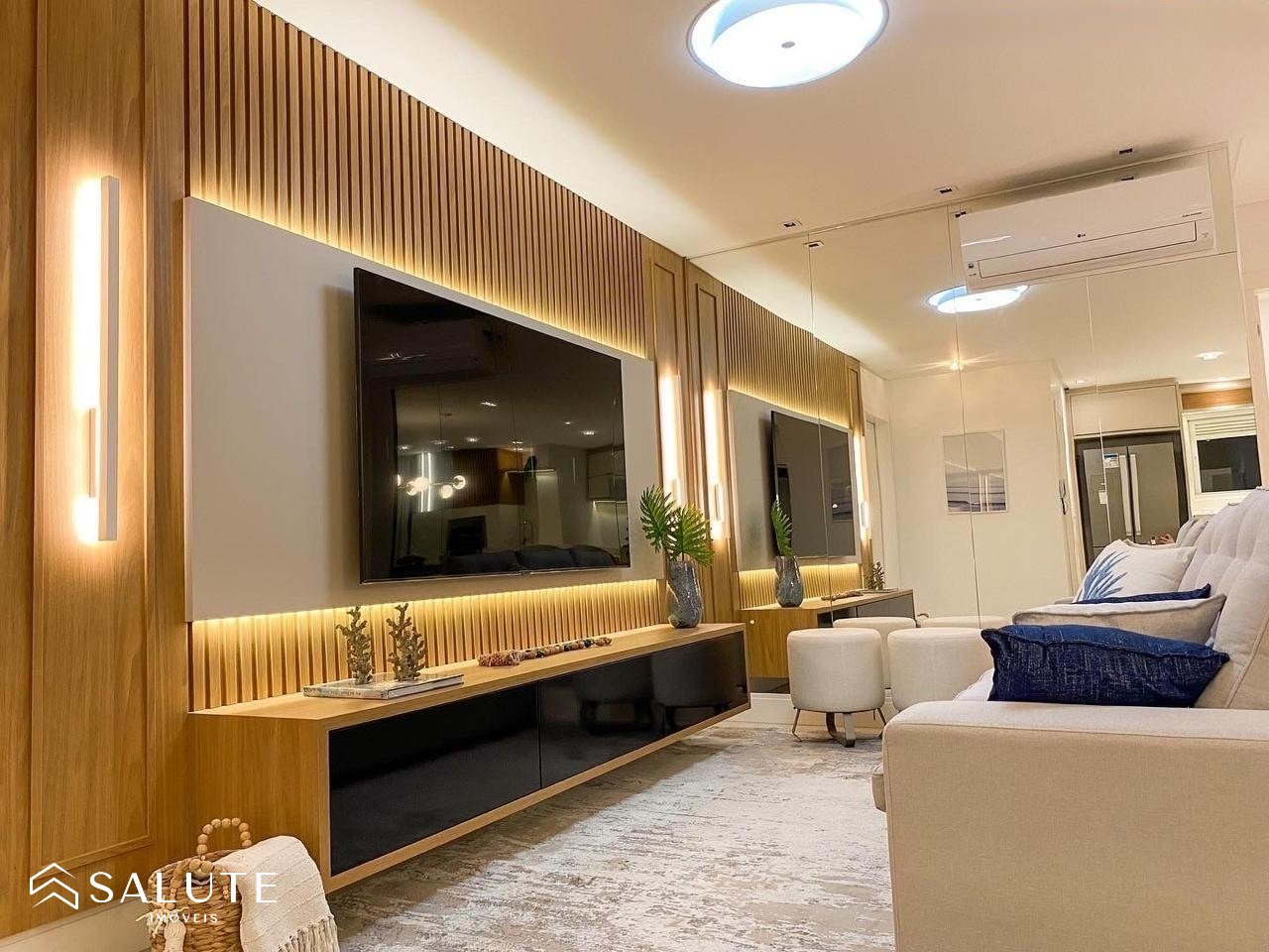 Apartamento à venda 3 suítes na Barra Sul