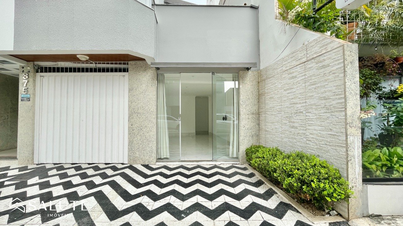 Sala comercial à venda 21m² no Centro