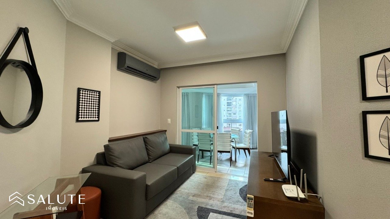 Apartamento à venda com 2 Dormitórios na Barra Sul