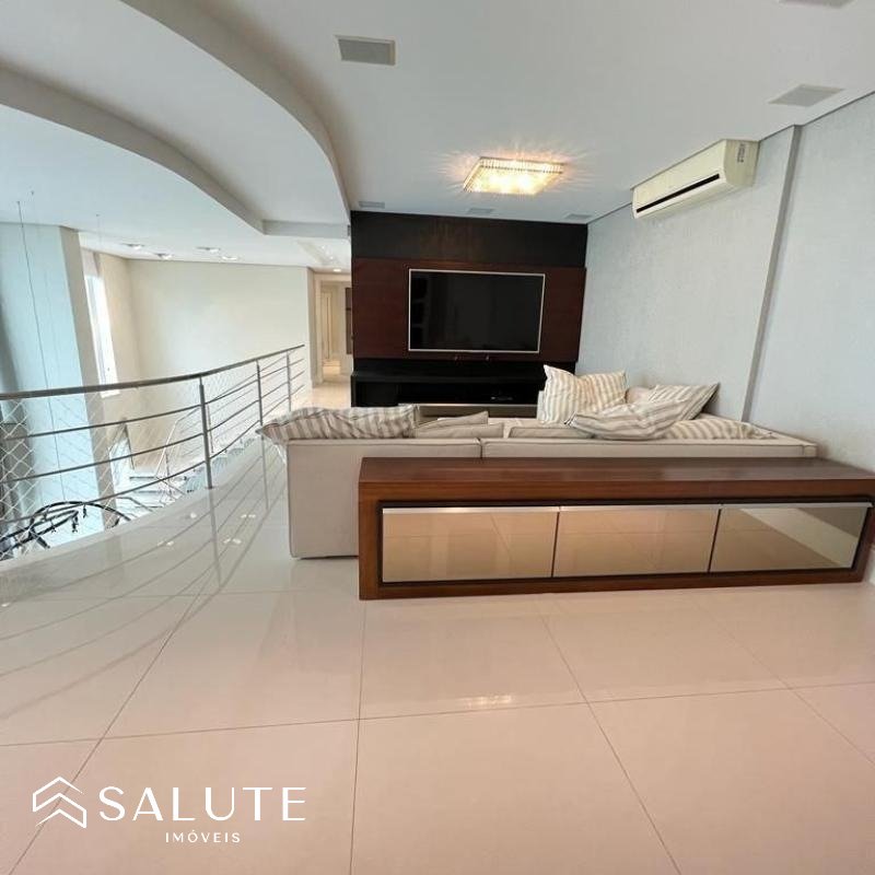 Apartamento á venda 4 suítes na Barra Sul