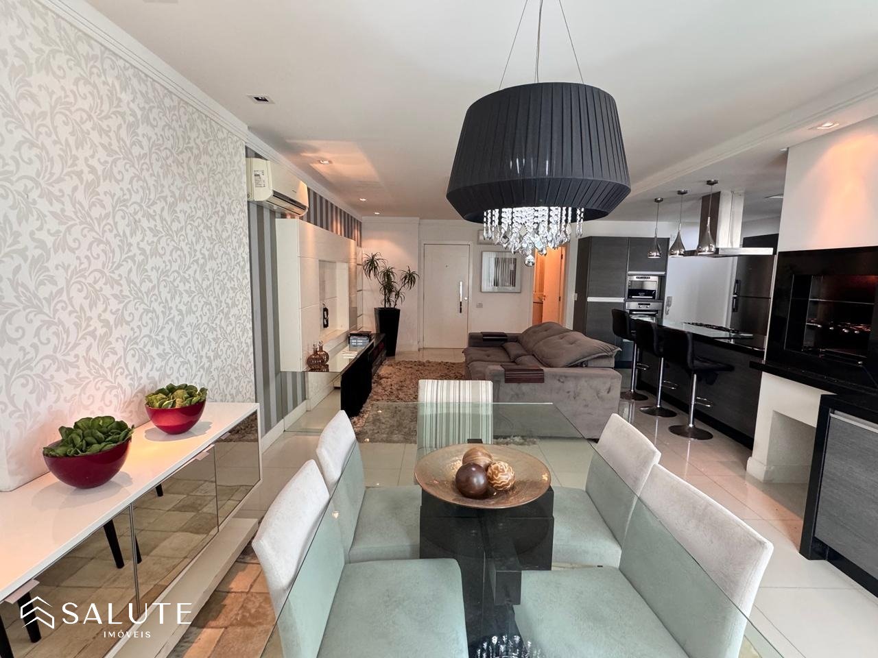 Apartamento Aluguel anual 3 suítes no Centro