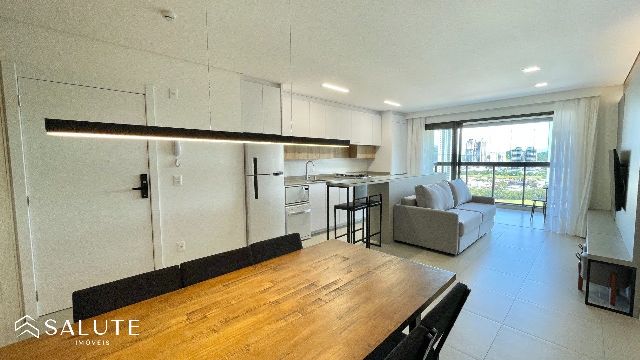 Apartamento à venda 2 dormitórios na Praia Brava