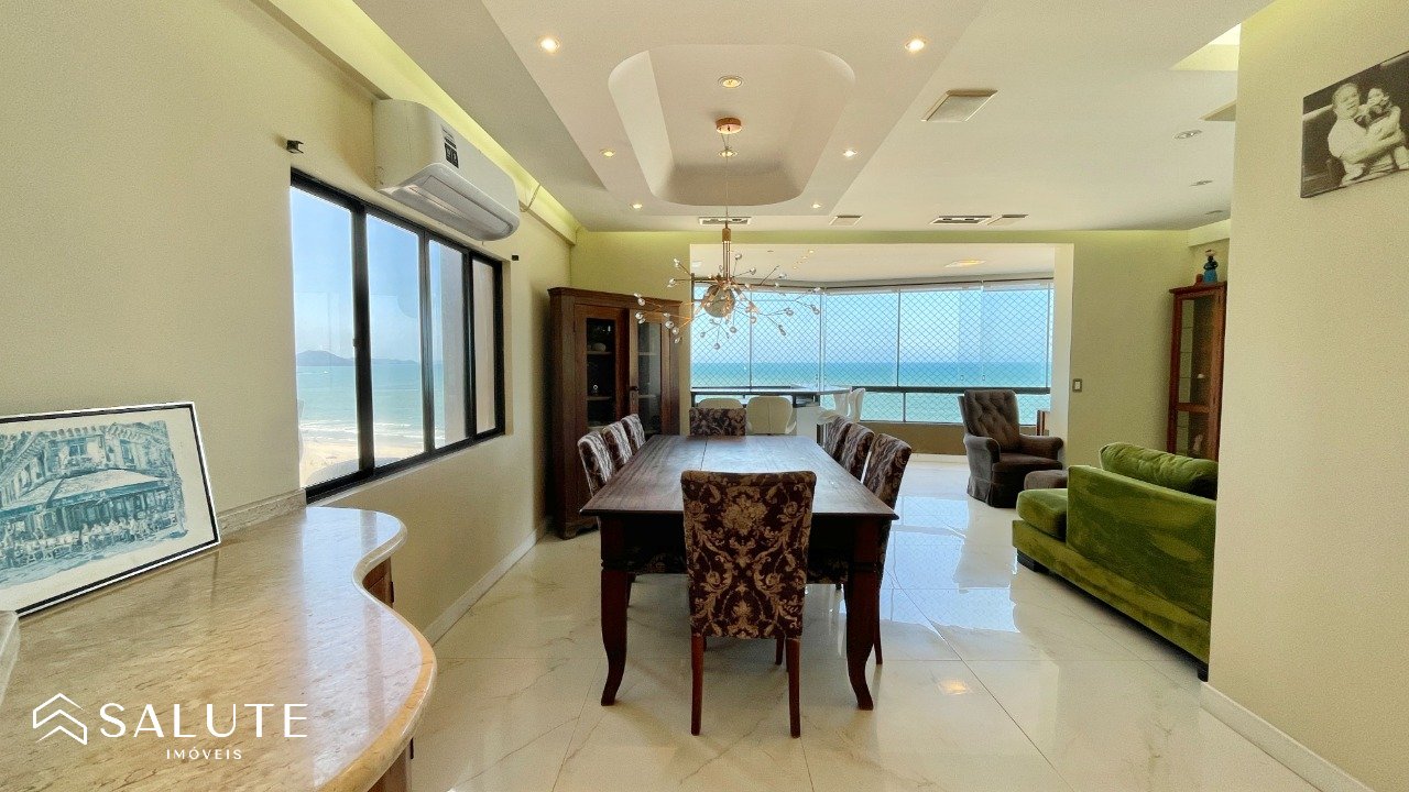 Apartamento à venda 3 Suítes na Barra Sul