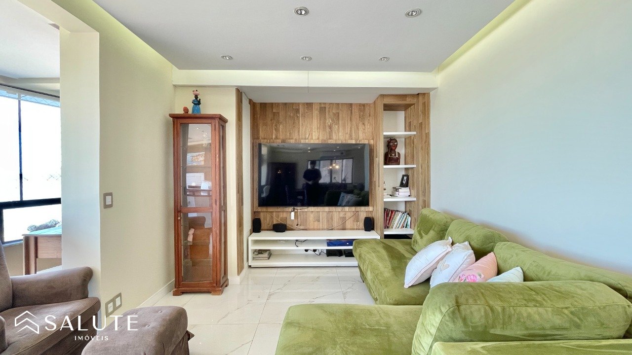 Apartamento à venda 3 Suítes na Barra Sul