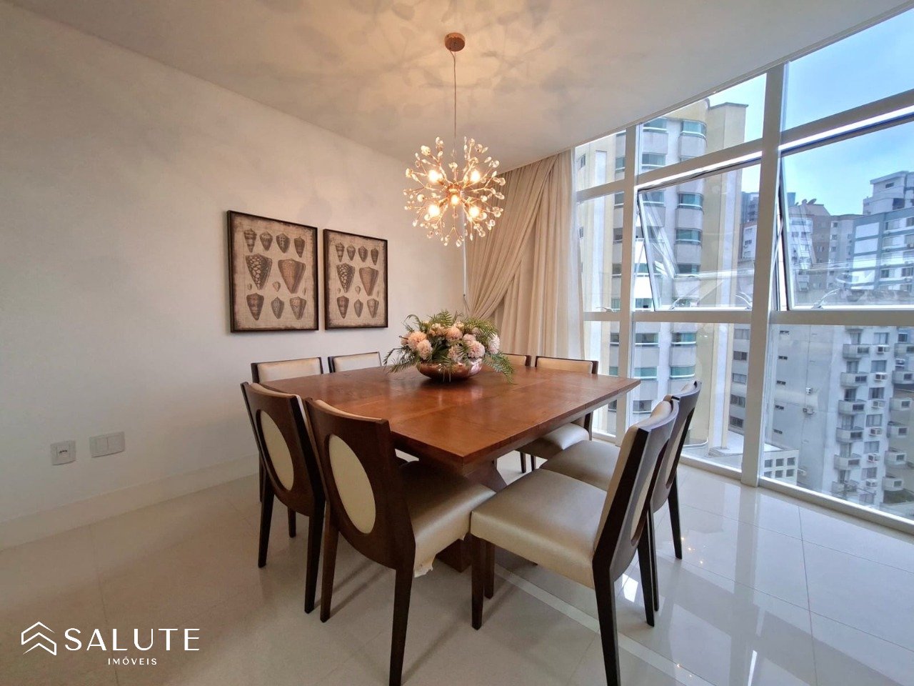 Apartamento à venda 3 suítes na Barra Sul