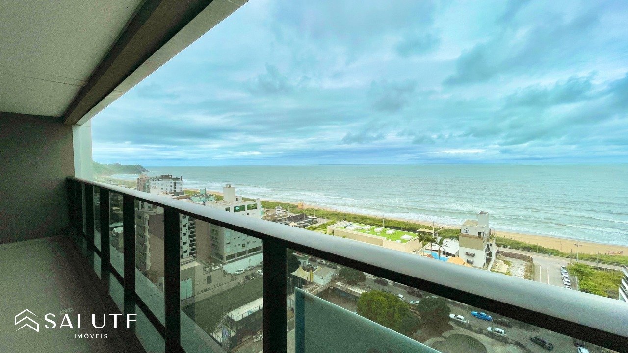 Apartamento à venda com 3 suítes na Praia Brava