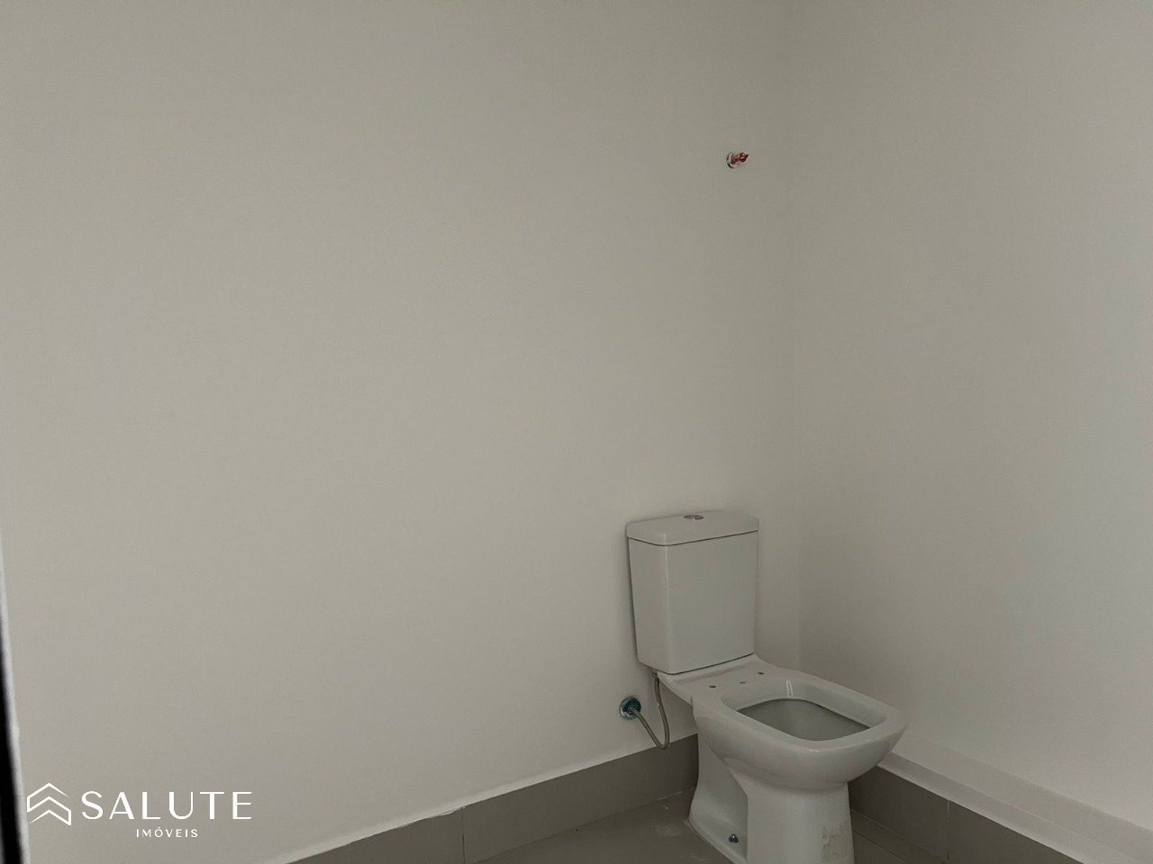 Sala comercial 52m² à venda no Centro