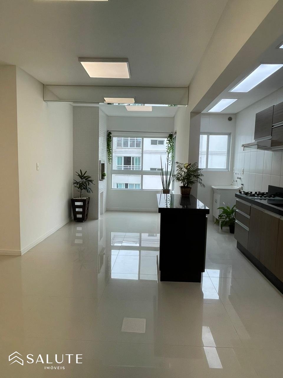 Apartamento 1 dormitório à venda nas Nações