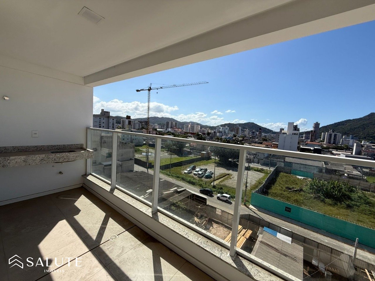 Apartamento 2 dormitórios à venda em Camboriú