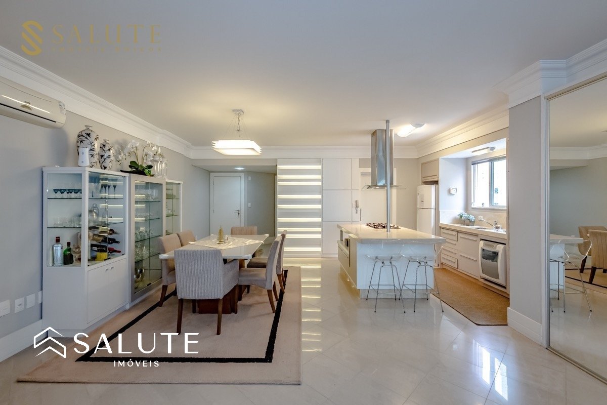 Apartamento 3 dormitórios Edifício Promenade