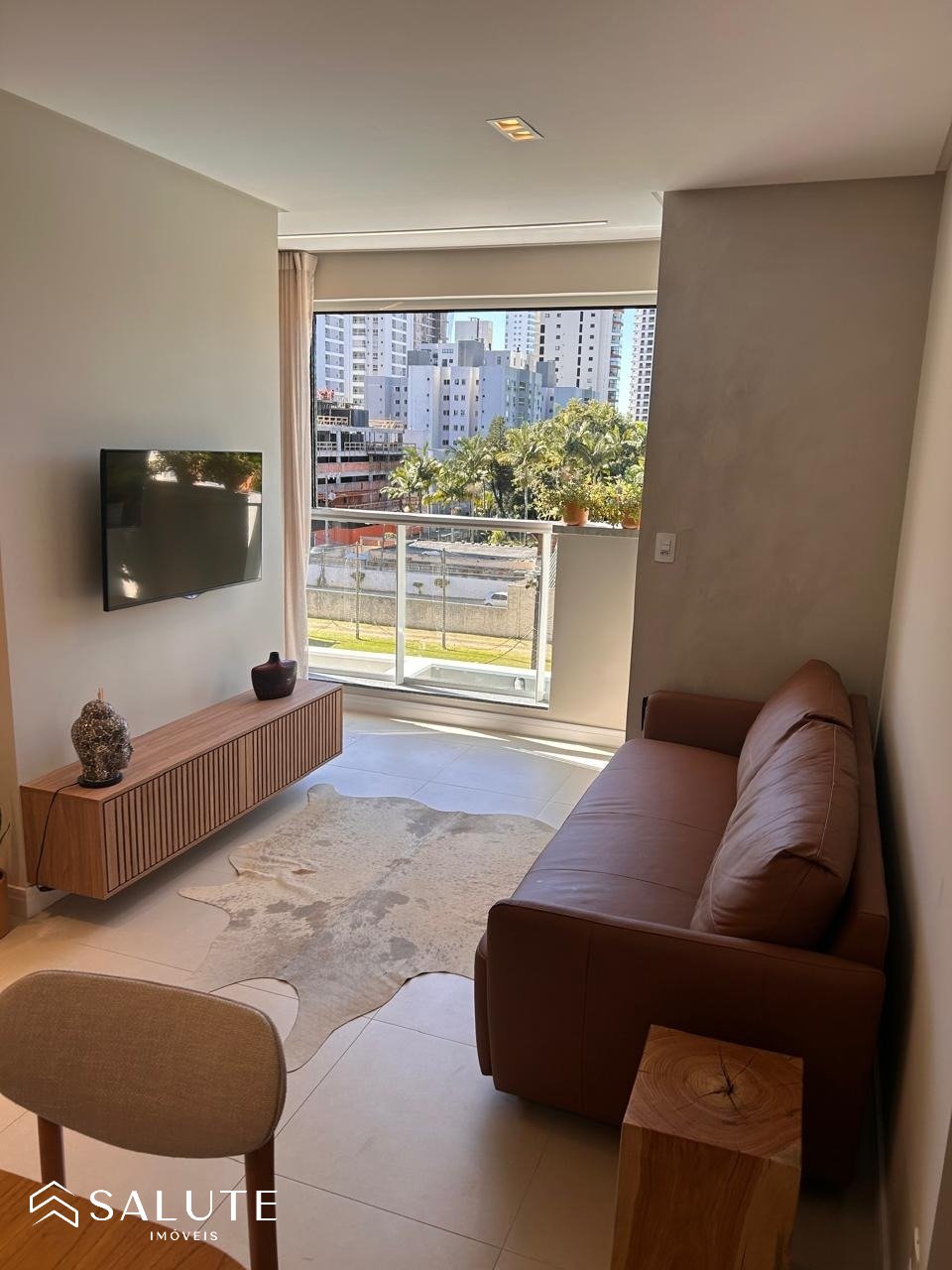 Apartamento à venda com 2 Dormitórios Praia Brava.