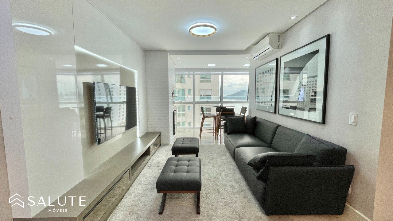 Apartamento á venda com 3 suítes na Barra Norte.