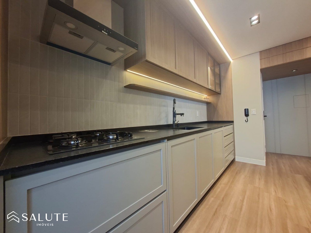 Apartamento à venda 3 dormitórios Barra Norte