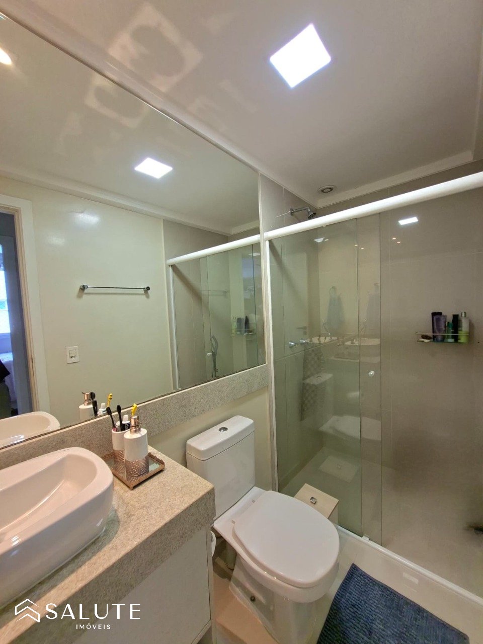 Apartamento à venda com 2 dormitórios nas nações.
