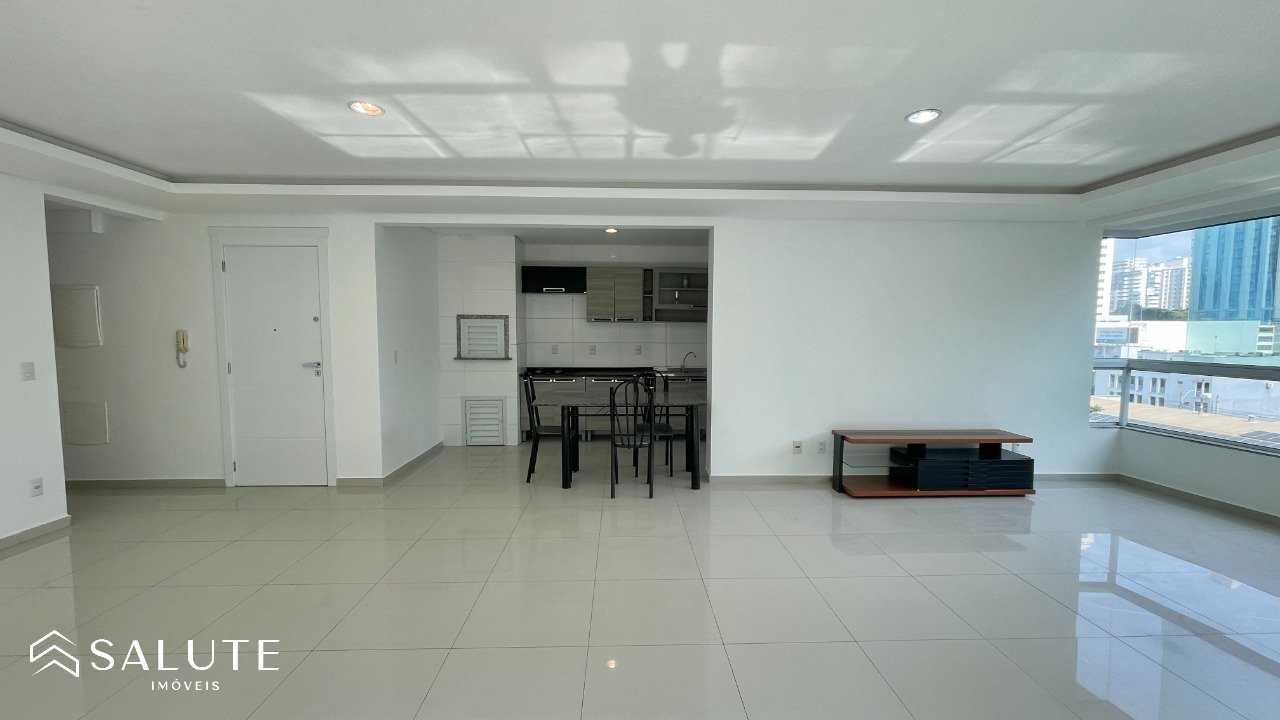 Apartamento aluguel anual 3 suítes no Ariribá