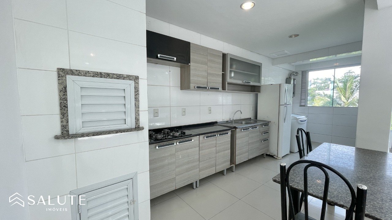 Apartamento aluguel anual 3 suítes no Ariribá