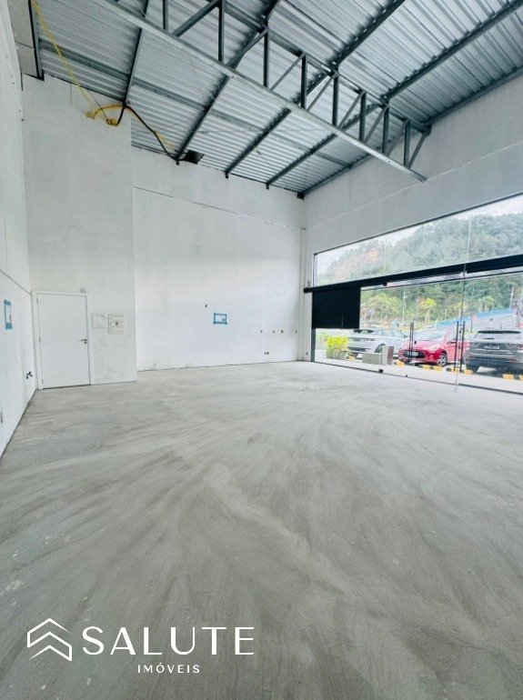 Sala comercial aluguel anual no Centro