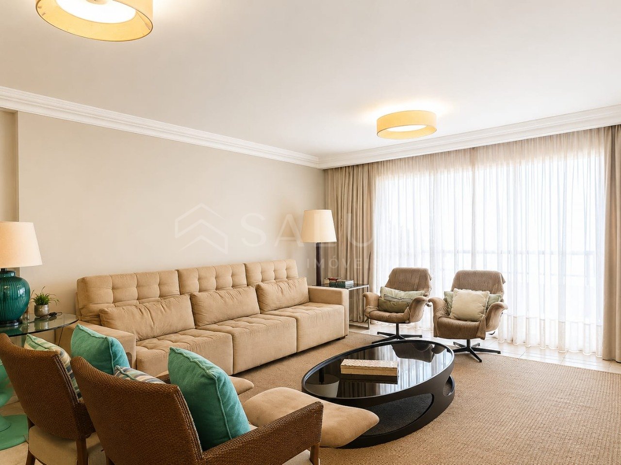 Apartamento locação anual 3 dormitórios Barra Sul