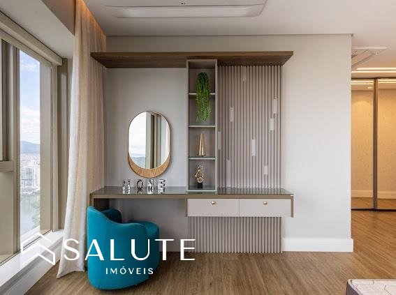 Apartamento à venda 4 suítes Barra Sul