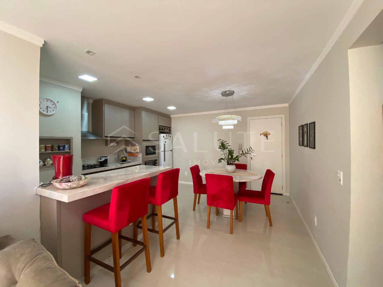 Apartamento à venda 2 Dormitórios nas nações.