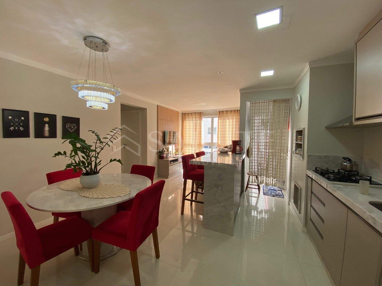 Apartamento à venda 2 Dormitórios nas nações.