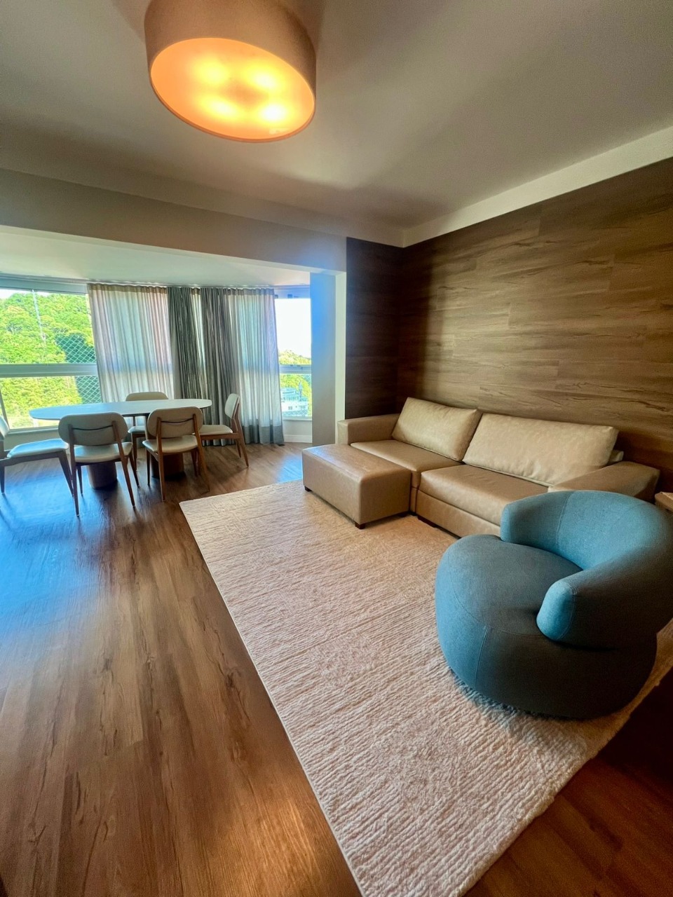 Apartamento à venda com 3 Dormitórios no Pioneiros