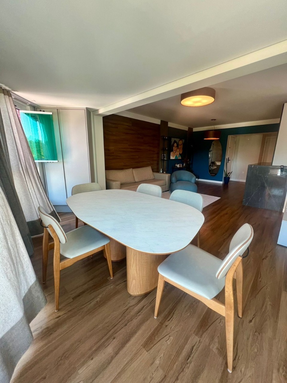 Apartamento à venda com 3 Dormitórios no Pioneiros