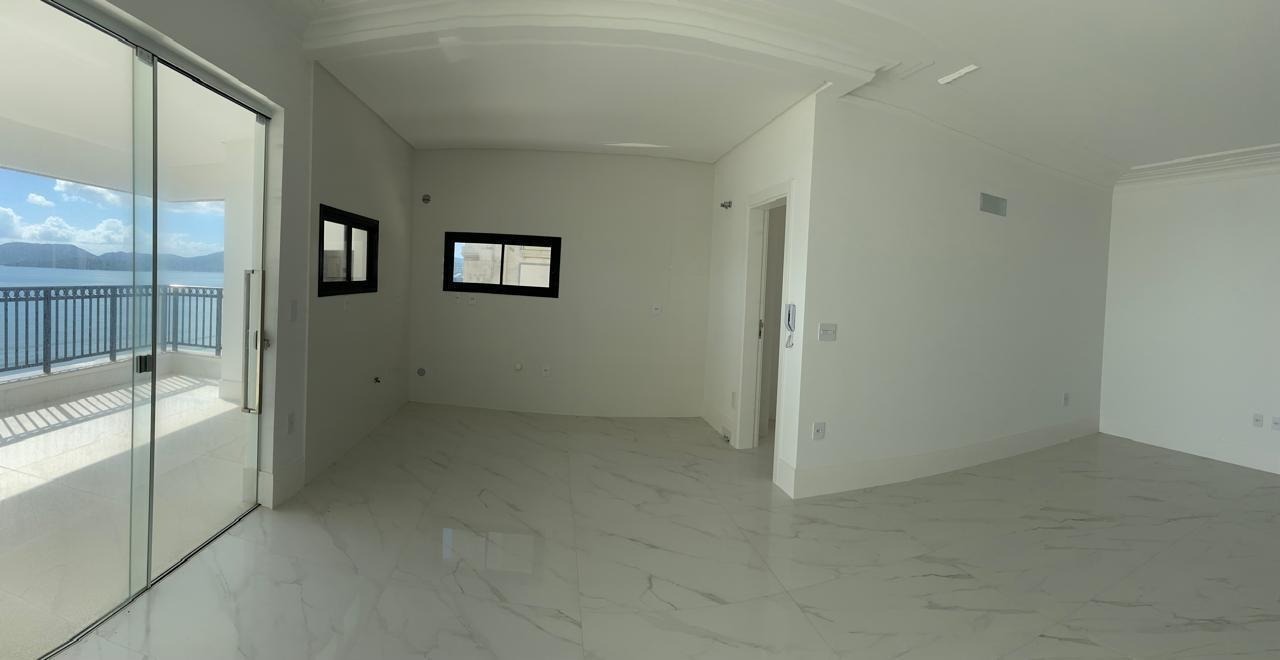 Apartamento à venda 4 suítes em Porto Belo.