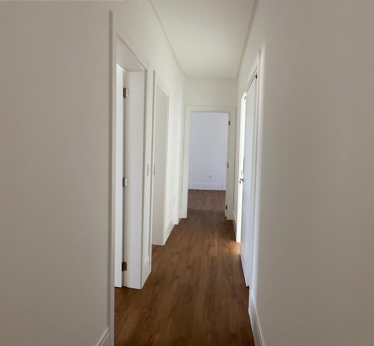 Apartamento à venda 4 suítes em Porto Belo.
